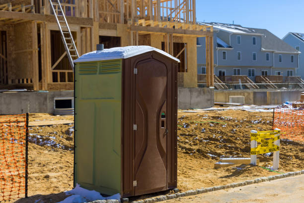 Best Portable restroom trailer rental  in Starbuck, MN